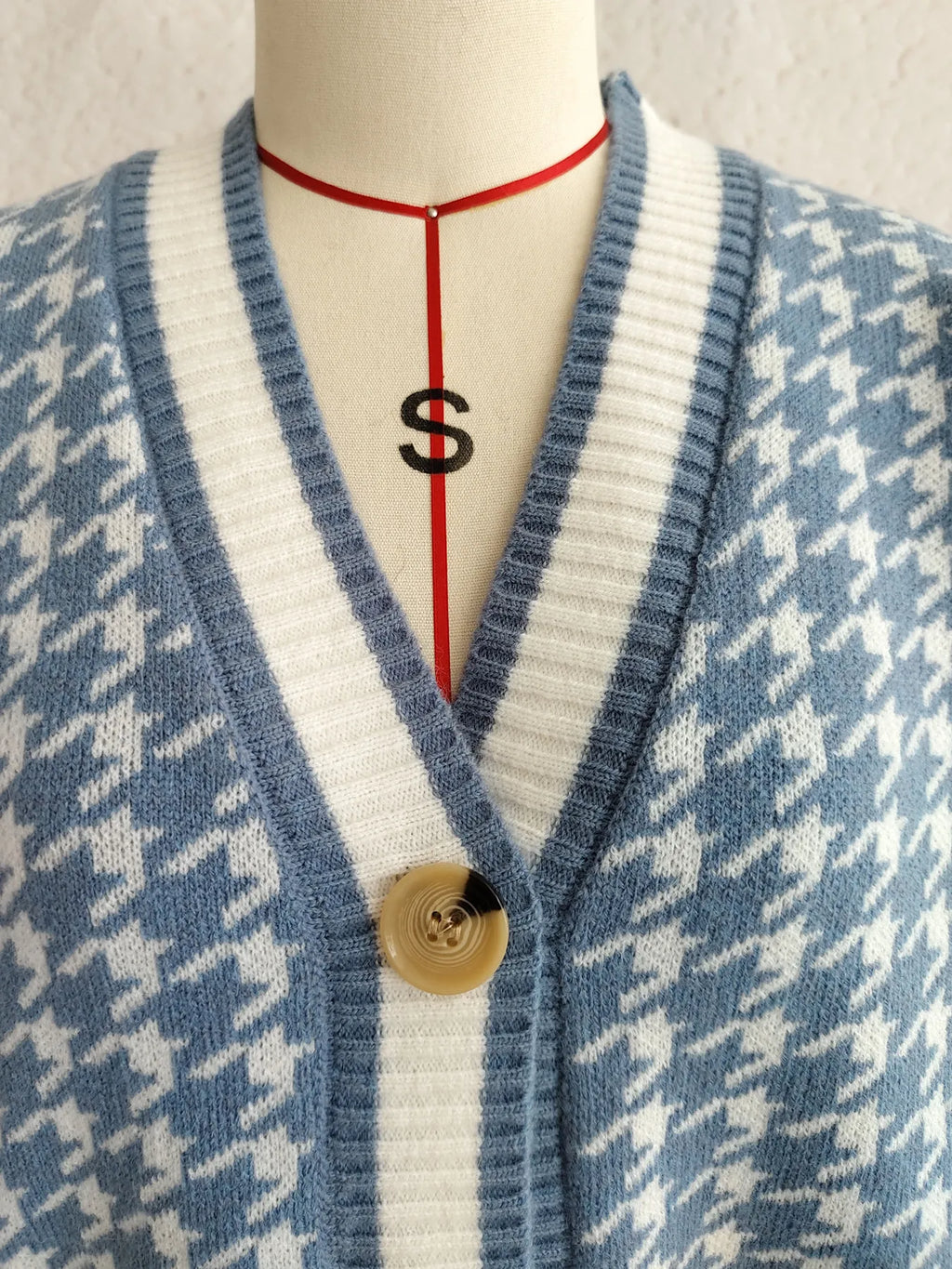 Women Houndstooth Pattern V-Neck Button-Up Cardigan Sweater